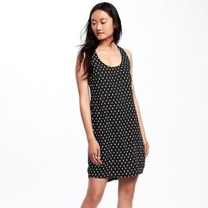 Old Navy twist-back printed shift dress